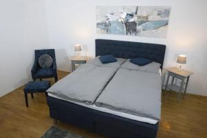 Łóżko lub łóżka w pokoju w obiekcie Stadtjuwel l BG10