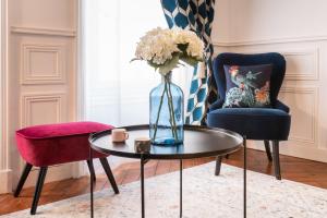 Гостиная зона в TOWNHOUSE TROUVILLE - Appart'Hotel & Studios