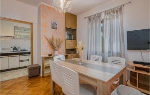 Gallery image of Stunning Apartment In Bascanska Draga With Kitchen in Draga Bašćanska