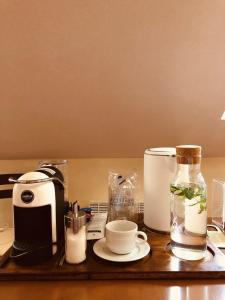 Kemudahan buat kopi dan teh di Hotel Galathea