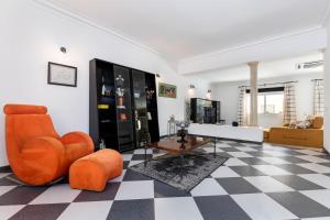 TV a/nebo společenská místnost v ubytování YourHouse Villa Marian