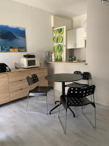 Kuchyň nebo kuchyňský kout v ubytování Casa Miki