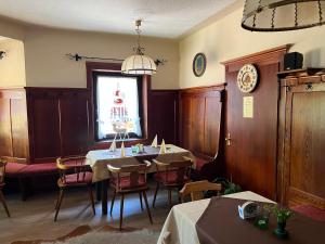 Restaurace v ubytování Weisses Rössl am See