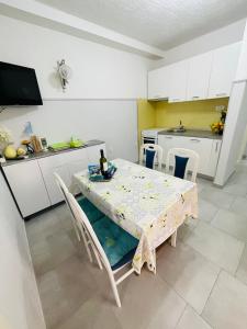 Η κουζίνα ή μικρή κουζίνα στο Apartments Paco & Bony