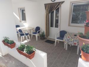 Gallery image of Apartments Slavica in Bol +31 photos