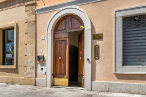 The facade or entrance of Piccola Venezia Canal View Charming Flat