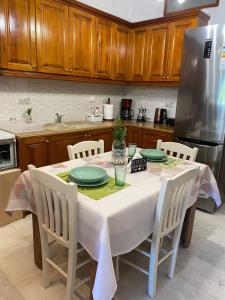A kitchen or kitchenette at On the road house