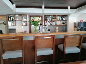 Hol lub bar w obiekcie Hotel-Pension Hoferhaus