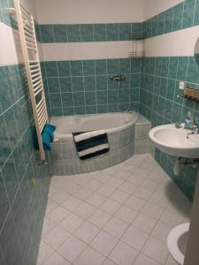 Koupelna v ubytování Hotel Nové Údolí + 34 fotografií