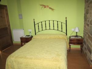 
Cama o camas de una habitación en Hotel Rural El Molinero de Santa Colomba de Somoza
