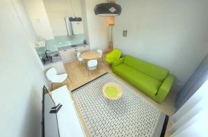 Posedenie v ubytovaní Smart Central Apartments