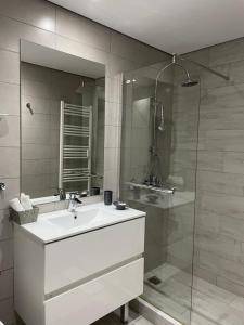 Kúpeľňa v ubytovaní Urban Residence + 37 fotografií