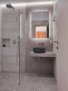Koupelna v ubytování Hotel Paraktio