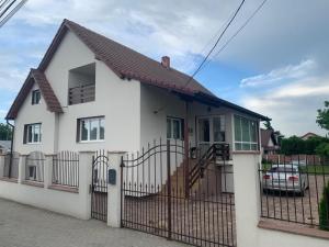 Tòa nhà nơi căn hộ tọa lạc