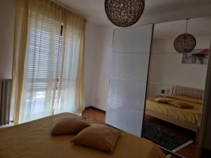 Łóżko lub łóżka w pokoju w obiekcie Mary House