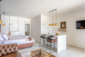 TV a/nebo společenská místnost v ubytování Vidikovac Levanda Luxury Apartments