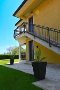 Vonkajšia záhrada v ubytovaní Teo Apartments