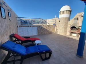 Balkón alebo terasa v ubytovaní ¡Espectacular Marvel®Ático con piscina privada en primera línea de Vera-Playa!