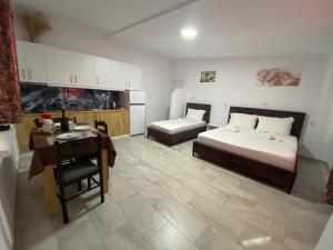 Foto dalla galleria di Full Moon Apartments a Ksamil