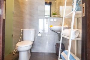 Ein Badezimmer in der Unterkunft Villa Alhena