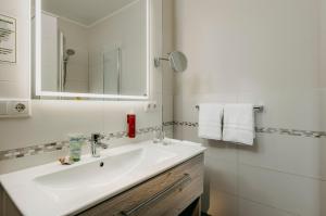 Bilik mandi di Hotel Alter Muschelsaal