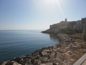 Afbeelding uit fotogalerij van Terrazza Santoro per la vostra estate da sogno!!! in Vieste