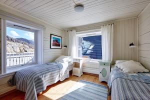 Gallery image of Nyksund House Kapellbakken 3 bedrooms with sea view in Nyksund
