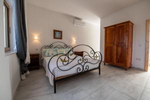 Кровать или кровати в номере Blossom Farmhouses