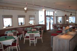 Restauracja lub miejsce do jedzenia w obiekcie Pension Alpenperle