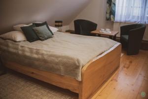 Кровать или кровати в номере Stara Chata w Beskidach