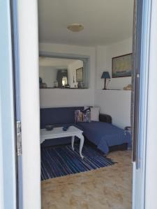 Гостиная зона в Anthie's shore house