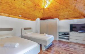 Gallery image of 3 Bedroom Stunning Home In Bribir in Bribir