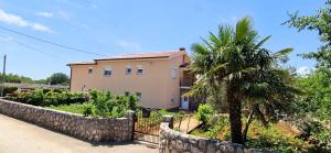 Zahrada ubytování Apartments Pinezić