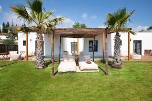 Vonkajšia záhrada v ubytovaní Andresita`s Palace State-of-the-art Tropical Villa