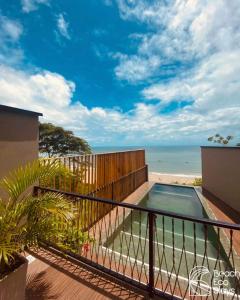 Balcony o terrace sa Beach Eco Stays Hotel Boutique Lagoinha