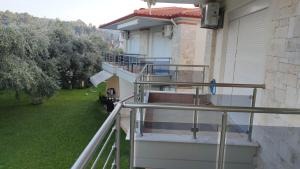 Balkón nebo terasa v ubytování The Olive Garden Apartment
