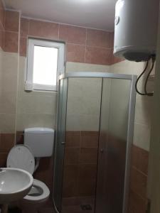 Koupelna v ubytování DK Apartmani