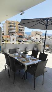 Reštaurácia alebo iné gastronomické zariadenie v ubytovaní My Home in Greece