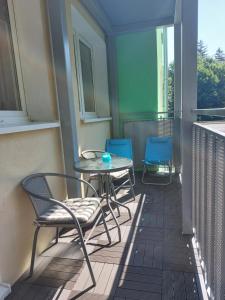 Balkón alebo terasa v ubytovaní Apartament u Jankiego