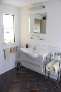 Allegra House tesisinde bir banyo