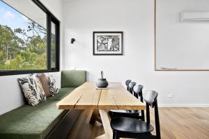 Gallery image of Birdsong in Wye River