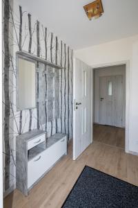 Ένα μπάνιο στο Ferienhaus Sieroslaw