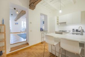 A kitchen or kitchenette at Sweett - Moscova II