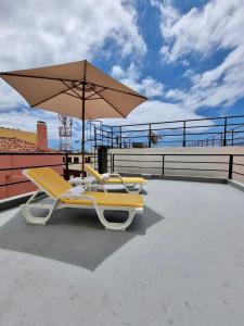 Balkón nebo terasa v ubytování Carreira Apartments Harbour View Free Parking in Heart Funchal