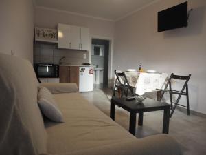 Gambar di galeri bagi Apartments dimitra di Kanallaki