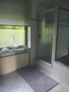 Schöne Aussicht的一间浴室