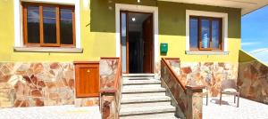 Zdjęcie z galerii obiektu Apartamento Rural Playa Foz - VISTAS AL MAR w mieście Foz