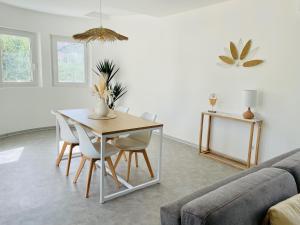 Zdjęcie z galerii obiektu La tour de Lézan w mieście Lèzan