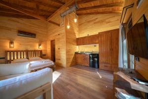 Kuchyň nebo kuchyňský kout v ubytování Zümrüt Çıralı Boutique Hotel