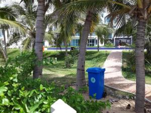O grădină în afara Trincomalee Ocean Front Condos